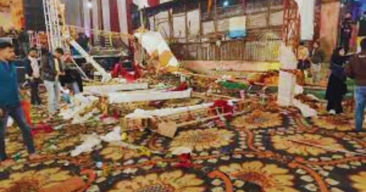 Delhi : के कालका देवी मंदिर में हुआ हादसा आखिर कैसे हुआ जाने पूरी जानकरी